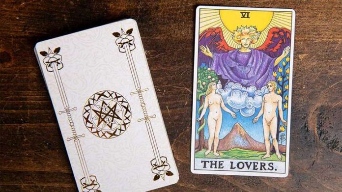 Entenda a relação entre o tarot e o Sol em Gêmeos