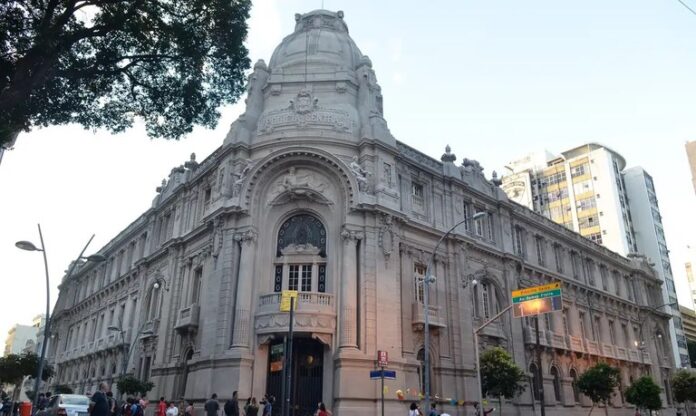 MDHC abre seleção para tratamento do acervo documental do DOPS/RJ